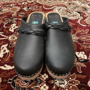 MIA Elsa Mule Clogs - black, size 38 or US 7-7.5